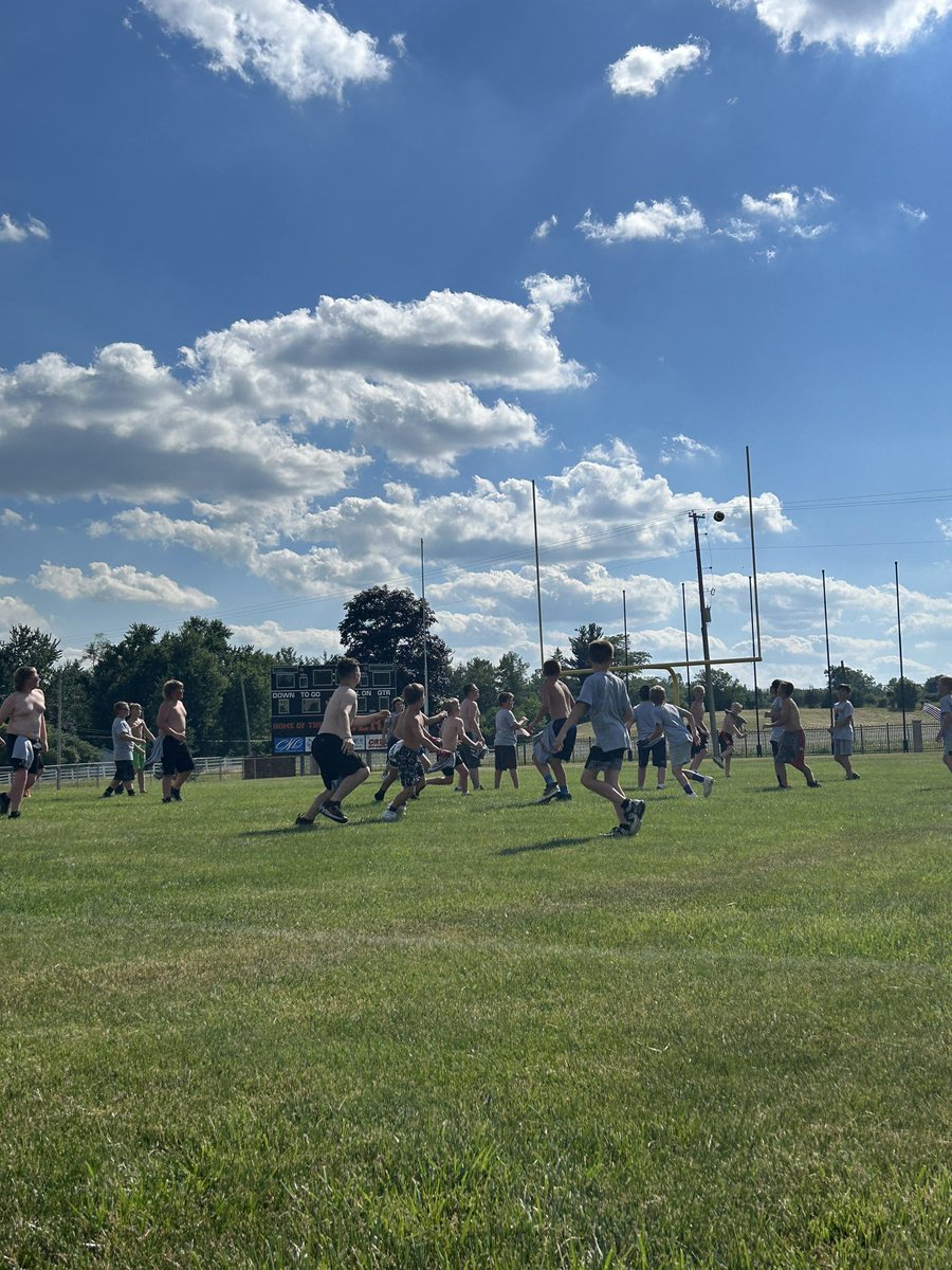 The Hudson Football Youth Camp was a success! These kids are so talented! Can’t wait for the future of Hudson Football…🧡