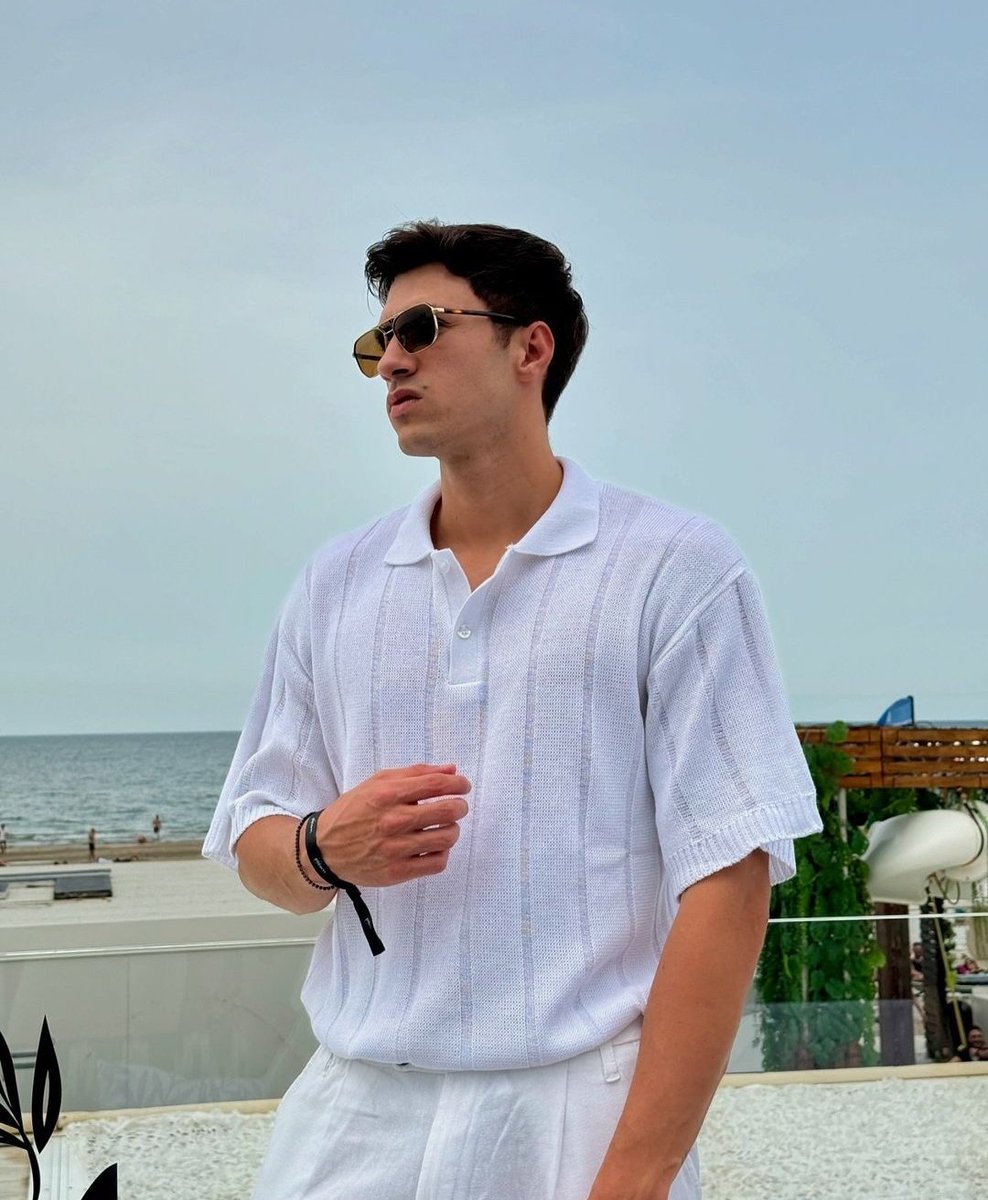 𝑨𝒏𝒊𝒕🌻 tweet media