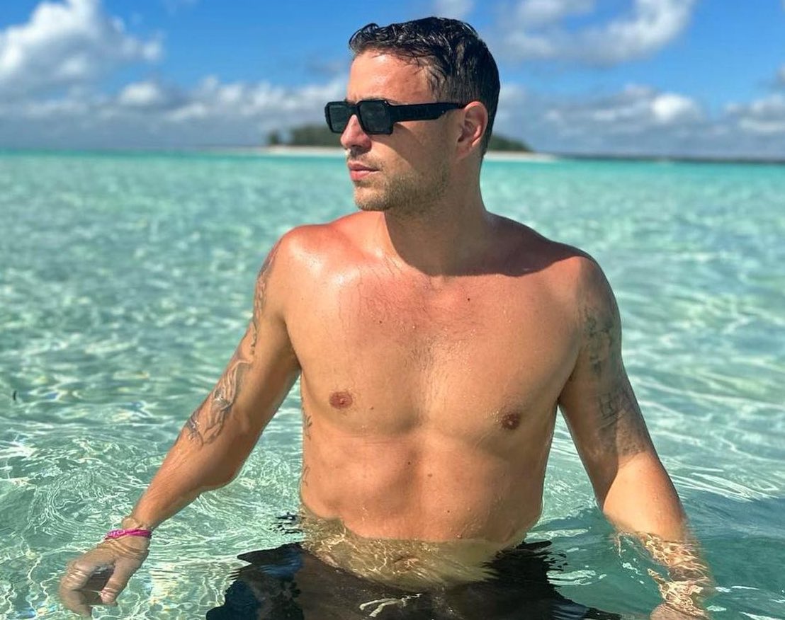 𝑨𝒏𝒊𝒕🌻 tweet media