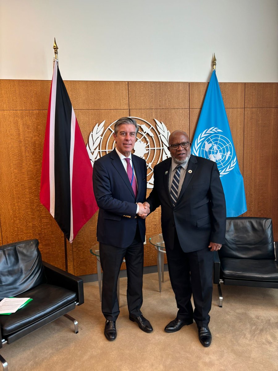 Portugal at the UN (@portugal_un) on Twitter photo Amb. Rui Vinhas paid a visit to <a href="/UN_PGA/">UN GA President</a> Amb. Dennis Francis, and reiterated Portugal's strong support to <a href="/UN/">United Nations</a> activities.
From #Peacekeeping to #Financing for Development, from the #Future Summit to #Oceans, 🇵🇹 will keep advocating and contributing to effective multilateralism. Amb. Rui Vinhas paid a visit to <a href="/UN_PGA/">UN GA President</a> Amb. Dennis Francis, and reiterated Portugal's strong support to <a href="/UN/">United Nations</a> activities.
From #Peacekeeping to #Financing for Development, from the #Future Summit to #Oceans, 🇵🇹 will keep advocating and contributing to effective multilateralism.