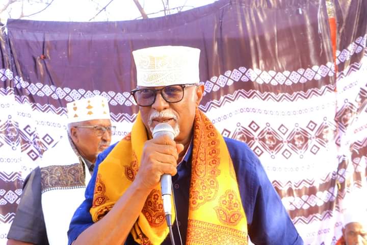 Halgamaassc99's tweet photo. Beesha Haruun Axmed ee Hayaag ayaa Alle-bari iyo Shir ku qabatey Santarka #Marqaan, deg-Bookh ee gobolka Doollo DDS Ethiopia 🇪🇹
Alle-beriga iyo Shirka waxaa ka qayb galay Isimo, Cuqaal, waxgarad, maamulka deg-Bokh iyo bulsho tiro badan oo ka kala yimid meelo kala duwan. https://t.co/Sff378jpcr