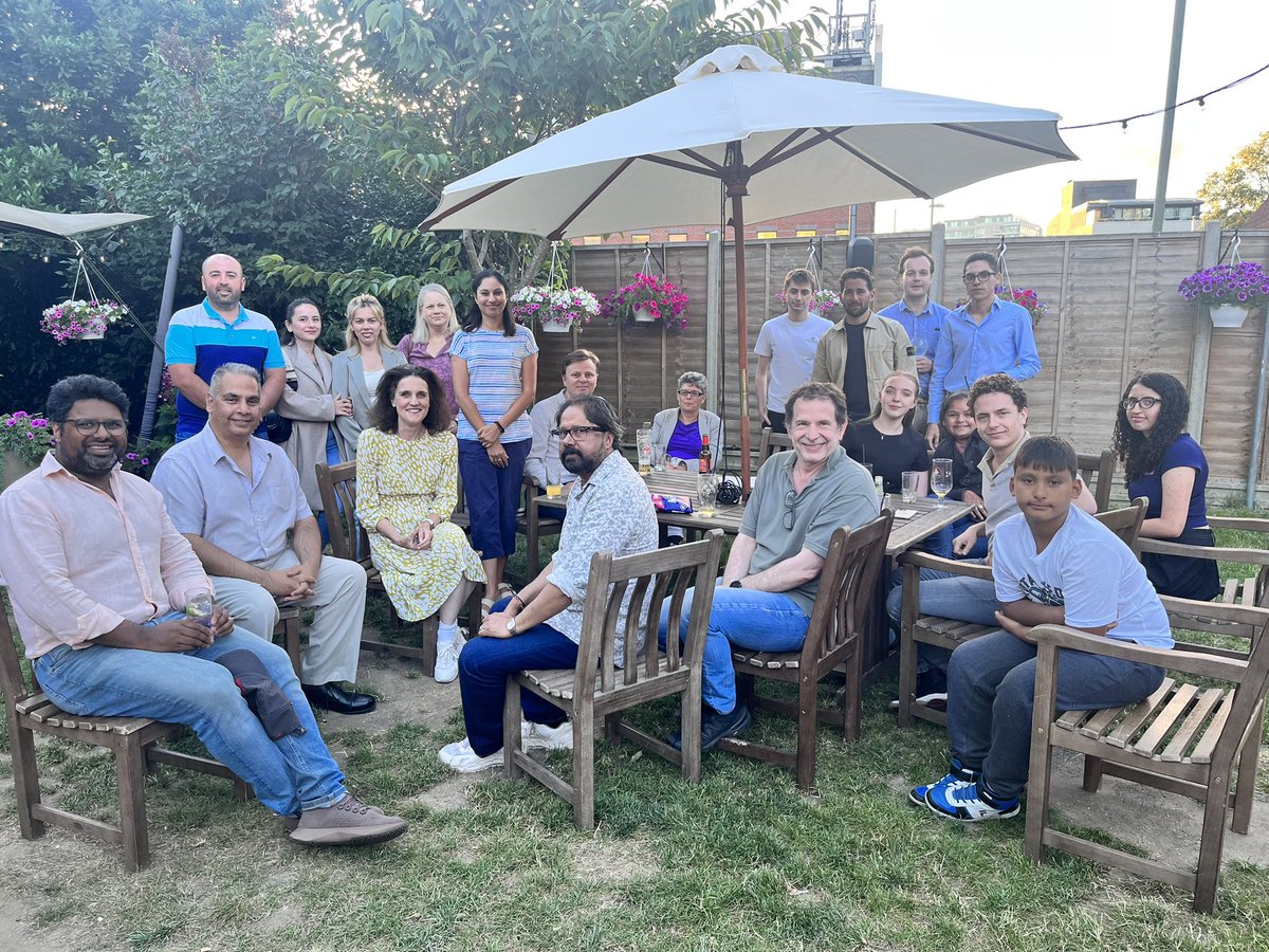 Wonderful get together after a busy campaigning day with Teresa Villiers at <a href="/ChippingTories/">Chipping Barnet Conservatives</a>. Thank you everyone for joining 💙 <a href="/HWGCA/">Hornsey & Friern Barnet Conservatives</a> <a href="/AJEliades/">Amanda J Eliades</a> <a href="/AubreyHoltUK/">Aubrey Holt</a>