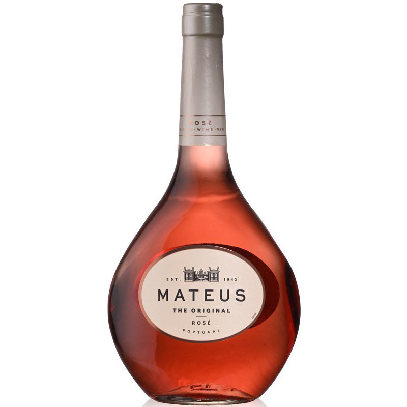 há alguns políticos que são uma espécie de mateus rosé. uma valente porcaria muito apreciado pelos estrangeiros (não parece mas estou a elogiar o doutor
costa, a quem aproveito para enviar as minhas felicitações e desejo de maior sucesso neste novo projecto profissional)