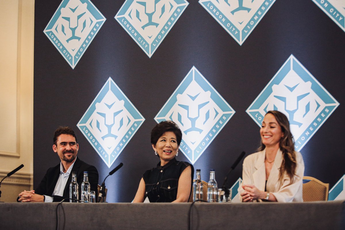 Kosovare Asllani tweet media