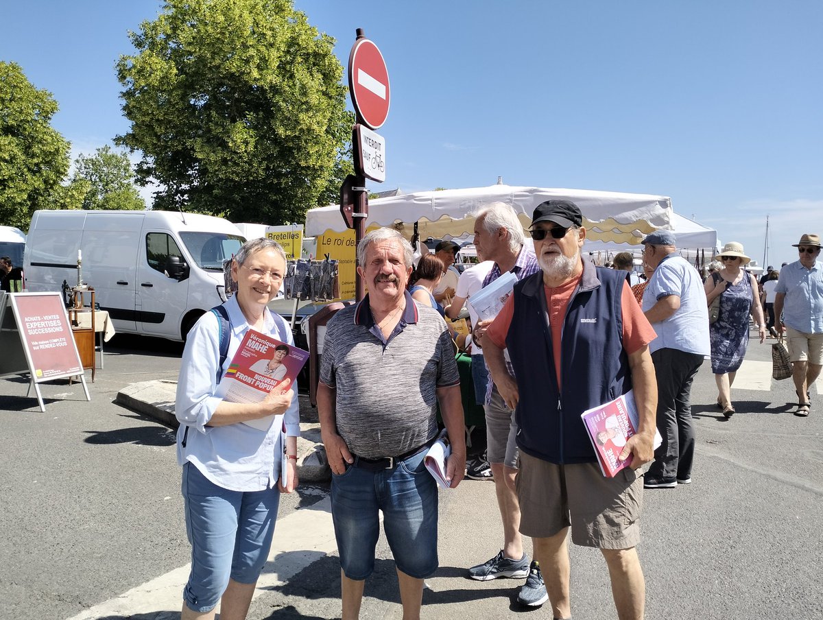 maheveronique44's tweet photo. Engagée pour vous : marché du #Croisic avec une belle représentation de la diversité du @FrontPop44. Ensuite direction les marais salants de #Batzsurmer et comme chaque jour des rencontres passionnantes.
#circo4407 #engagement https://t.co/K7wNmjDWjM