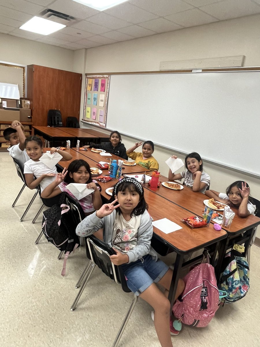 Ms. Calvo (@fbcalvo1) on Twitter photo Wrapped summer camp up with my favorite elementary school memory: pizza parties 🍕 <a href="/AldineES_Summer/">Aldine ISD Elementary Summer Camp</a> <a href="/CounSELwithMsC/">Jasmine Crowell, M.Ed.</a> Wrapped summer camp up with my favorite elementary school memory: pizza parties 🍕 <a href="/AldineES_Summer/">Aldine ISD Elementary Summer Camp</a> <a href="/CounSELwithMsC/">Jasmine Crowell, M.Ed.</a>