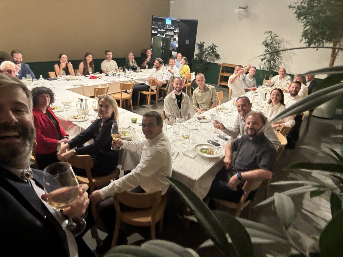 DSGashiRKS's tweet photo. Atmosphere: amazing.

My selfie ability: not so amazing.

It was special for @KosovainPoland & myself to host a dinner tonight w/ @USAIDKosovo & @wwwkigpl where we brought together 14 of Kosova’s most innovative businesses across sectors, & were joined by 🇽🇰 gov’t officials. Thank you to all for bringing your inspiring stories of growth & more inspiring vision for 🇽🇰&🇵🇱 to grow together! 🇽🇰🇵🇱🚀