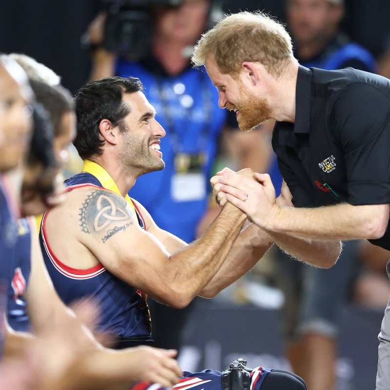 WeAreInvictus's tweet photo. Thank you to the @ESPYS for honouring the founding of the #InvictusGames Foundation by Prince Harry, The Duke of Sussex and our work to support the rehabilitation of the international wounded, injured or sick service community. 

#IAMHere #InvictusSpirit 💛🖤