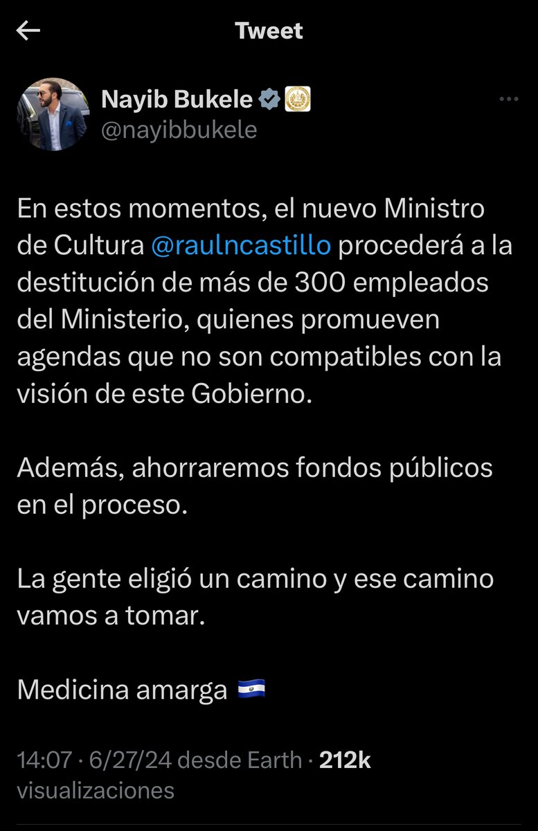 gomaxxx's tweet photo. #ElSalvadorRenace | 

🤔🧢🤡 Pero prezi wow dictador... 

🤨🏳️‍🌈🏳️‍⚧️ ¿Por qué condenas agendas que antes apoyabas y defendías para justificar despidos en @culturasv? https://t.co/9Ss6fQokxJ