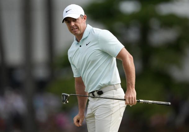 BREAKING: Rory McIlroy has just arrived at the Alton, Illinois, sinkhole and proceeded to lip out a three-footer.