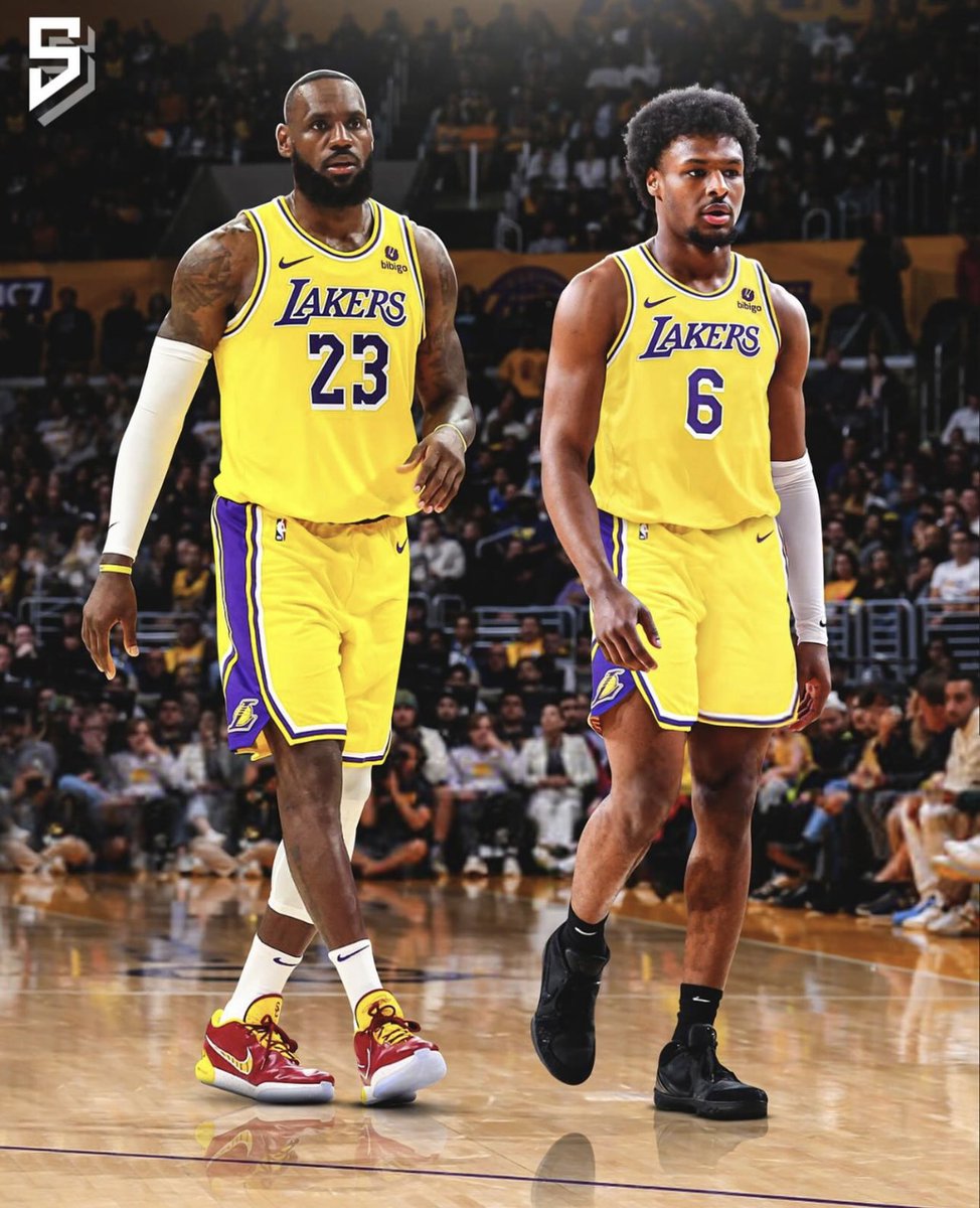 BronMuse's tweet photo. The only players in NBA History named LeBron James:

— LeBron James
— LeBron James Jr.

End of the list. https://t.co/T7sCuXWoA3