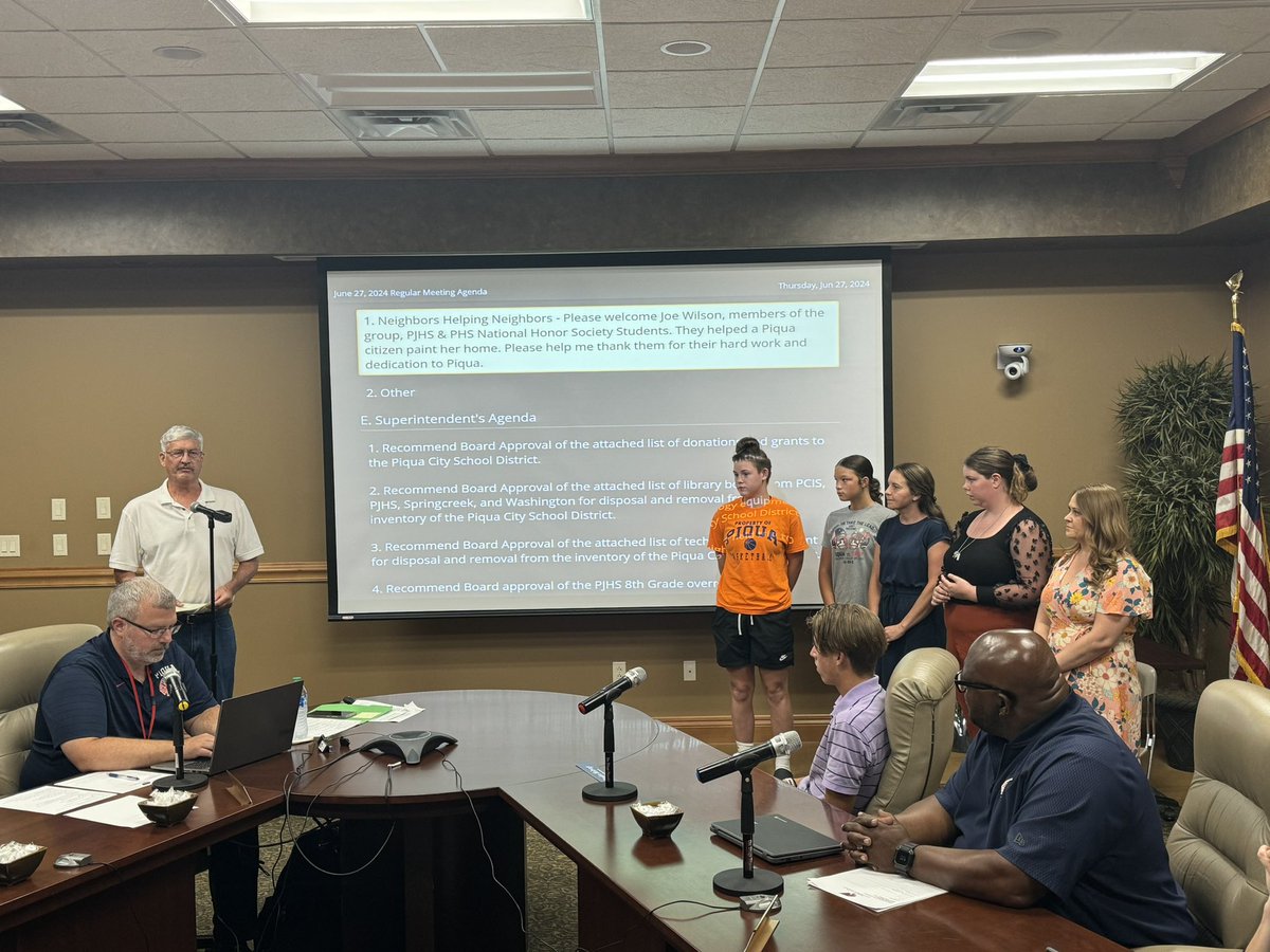 So proud of the PJHS and PHS Honor Society students and advisors for volunteering with the Neighbors Helping Neighbors program!! Our Board of Education is honoring them tonight for their outstanding service!!
