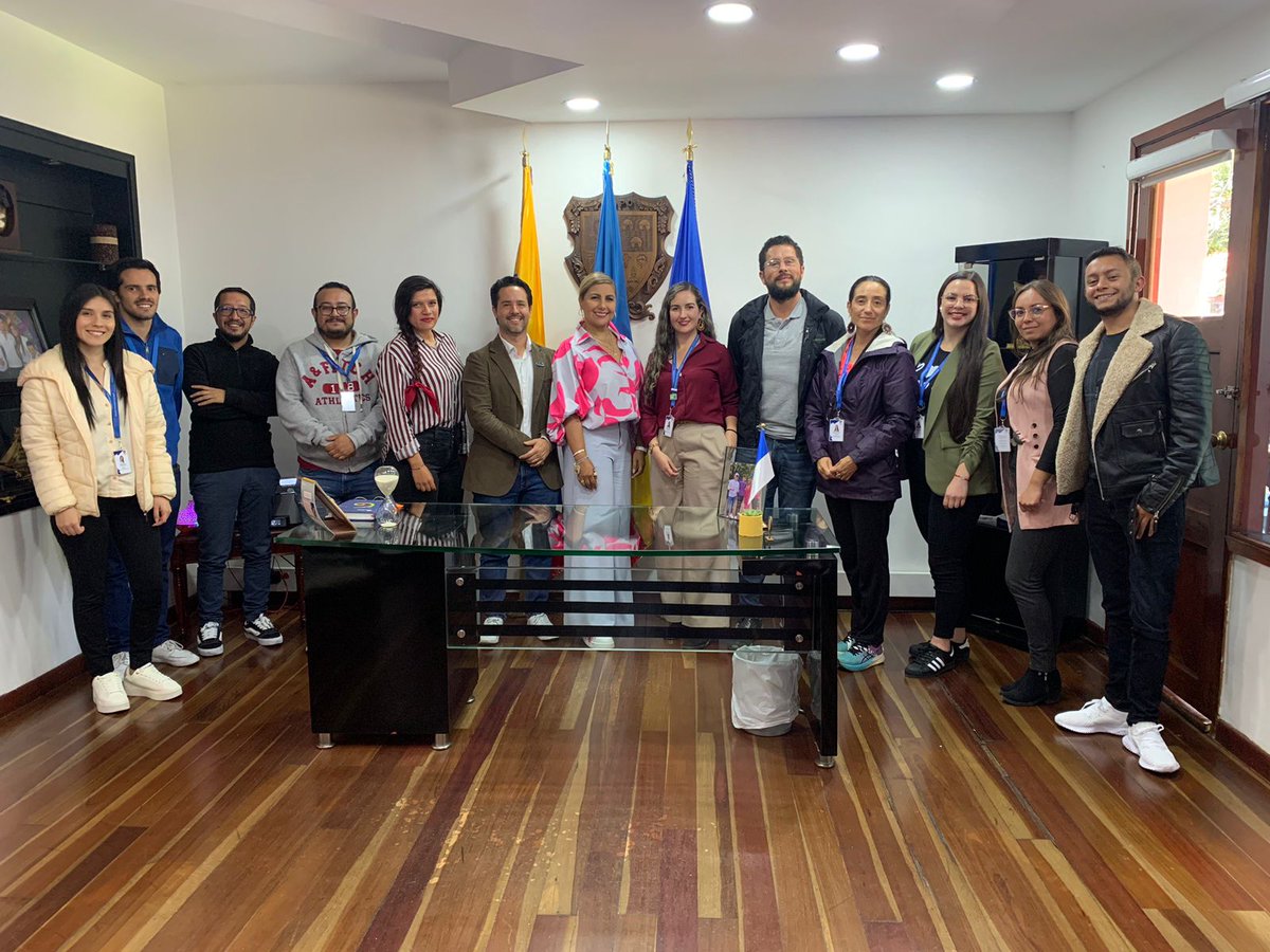 SecCTeICundi's tweet photo. Participamos en el comité de Competitividad y CTeI #COMUC+CTeI Sopó. Con sector empresarial, sociedad civil y gobierno, para el fortalecimiento del ecosistema CTeI,s científicas, capacidades y emprendimiento, planificando la Ruta para el Municipio de Sopó.  #Ciencia #Tecnología https://t.co/G7FN3uvQZA