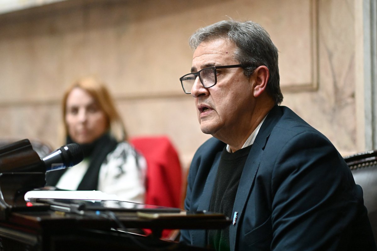 💬| <a href="/dipfalcone/">Eduardo Falcone</a>: “Estas leyes sintetizan el voto del pueblo el año pasado. Las mayorías populares votaron por una reducción del Estado y la liberación de las fuerzas productivas para que el sector privado lidere el desarrollo nacional”.

#LibertadYDemocracia