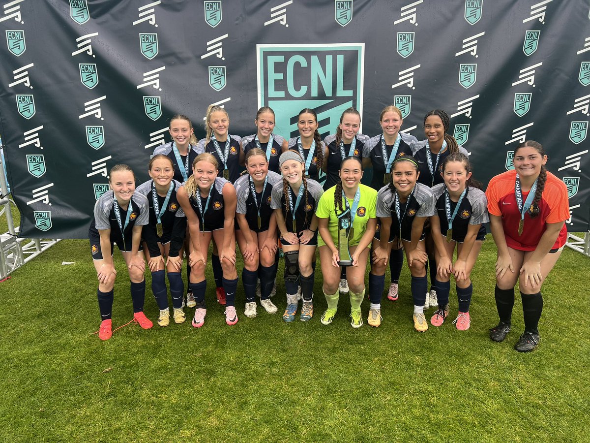 RoyalsFCAZ's tweet photo. The U17 2007 ECNL Girls won their ECNL playoff event Showcase B today against DeAnza Force

This is the second year in a row for them to win the Showcase B tournament.  Congratulations girls.  Great game in rainy wet conditions.  
@ECNLgirls https://t.co/7V99OgGtTl