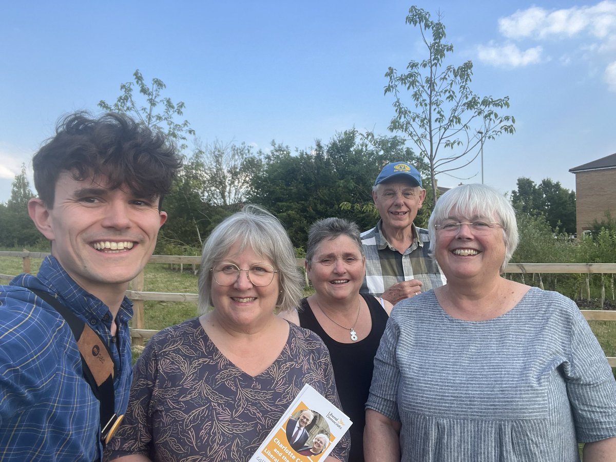 We've spent the past 2 evenings chatting with people across #Ely. With just 1 wk to go, it's SO GOOD to hear that people get it; they see that voting #Labour helps the #Tories here, &amp; that <a href="/CharlotteCane8/">Charlotte Cane MP🔶</a> is the only candidate presenting a real challenge to @lucyfrazermp 💪 #gtto