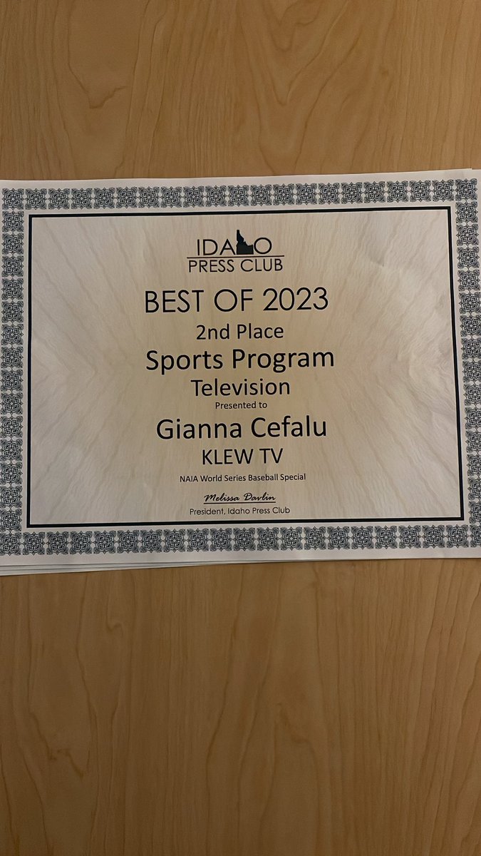 GiannaCefaluTV's tweet photo. A bittersweet goodbye yesterday at @KLEWNews! So grateful to have been apart of postseason football, two World Series, and March Madness. All the stories wouldn’t be possible without all the incredible student athletes and coaches I’ve met along the way. 🤍 https://t.co/JCwKidnuR2