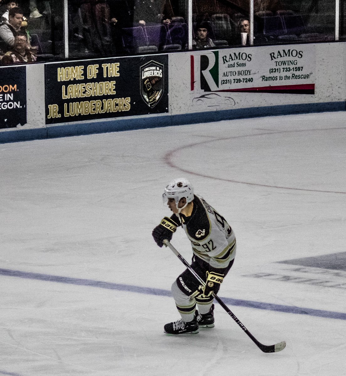 KyleThomas44095's tweet photo. Excited for Friday night w/ the @NHL holding the #NHLEntryDraft in #SinCity aka #LasVegas. Rooting hard for #SachaBoisvert & #MatveiGridin, not to mention the other @MuskegonJacks eligible for consideration. #LetsGoJacks! If u don’t know, #AxeSomebody! https://t.co/OA8z59bz0d