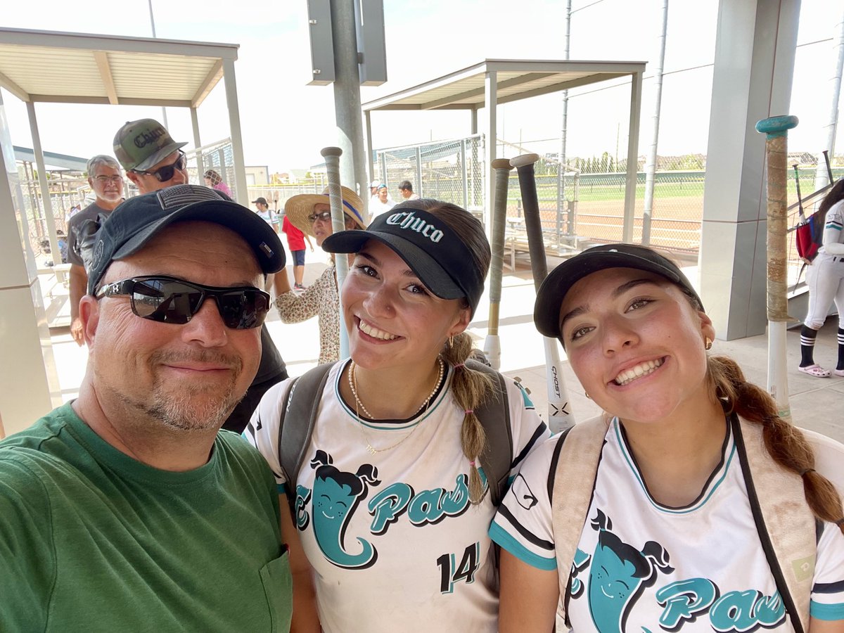 kevin mills (@coachkqmills) on Twitter photo Always enjoy going to support our Huskies in the off-season.🩵🐾🥎 The work doesn’t stop, but we ALL love it!😎 I am so proud of the kids for their hard work.🩷 <a href="/KhloeJensennn/">Khloe Jensen</a> <a href="/alyssapenaaa/">Alyssa Pena</a> 🤍💙 Always enjoy going to support our Huskies in the off-season.🩵🐾🥎 The work doesn’t stop, but we ALL love it!😎 I am so proud of the kids for their hard work.🩷 <a href="/KhloeJensennn/">Khloe Jensen</a> <a href="/alyssapenaaa/">Alyssa Pena</a> 🤍💙