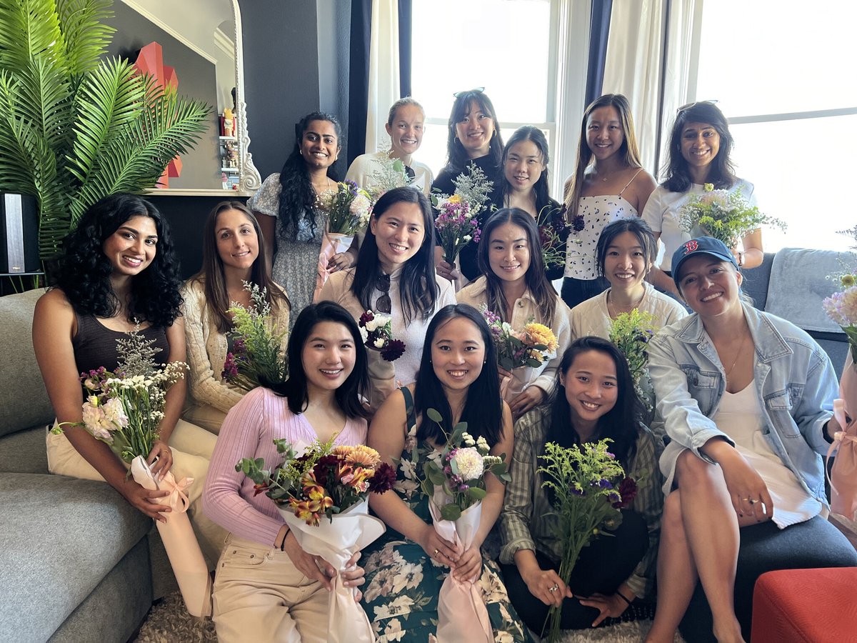 isabelle_zhou's tweet image. Hosted a curated "bouquets & brunch" for early stage female founders this weekend with @nicolesseah 🌸
If you're a female founder building in AI or SaaS in SF, let's hang out!