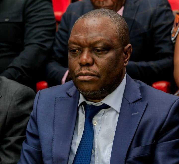 patientmbuyi's tweet photo. #Haut_Katanga : L'argentier du gouvernement @JacquesKyabula est #John_Muloba Kitonge. Cadre du regroupement politique #ARDev, il est reconduit au poste des finances, Fonction publique, Industrie, PEM et Artisanat. https://t.co/eUJWffvPhD