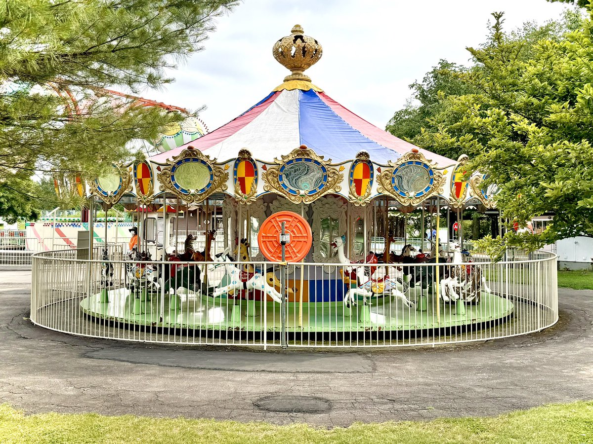 おびひろ動物園（北海道帯広市）の中にある小さな遊園地🎡 緑あふれる