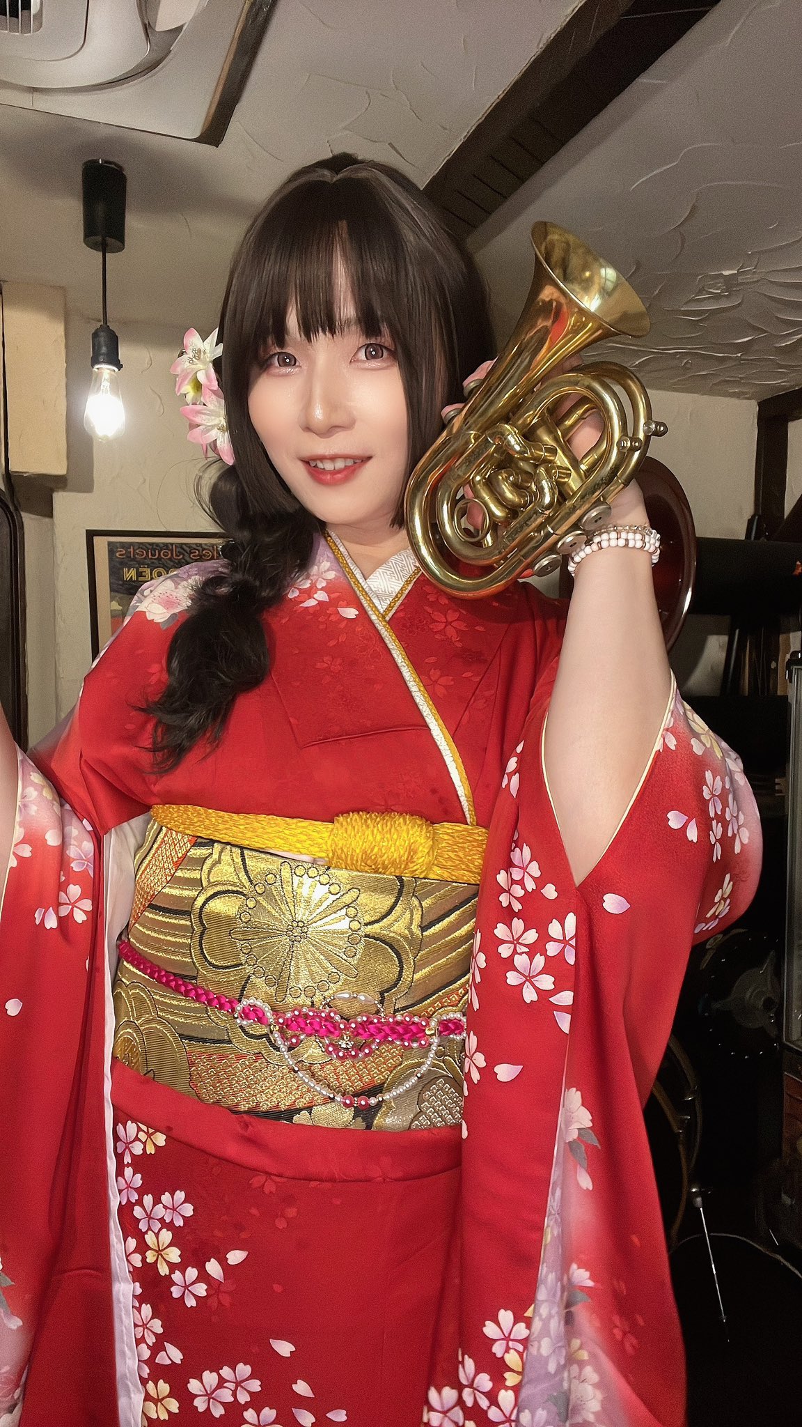 着物ニューハーフ 振袖 