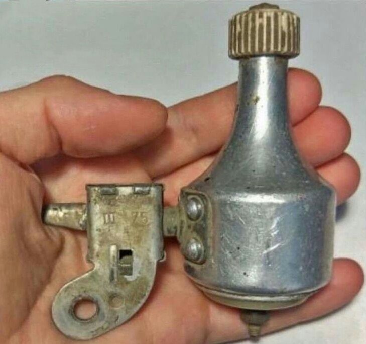 اتحدي احد يعرف ايش الصوره