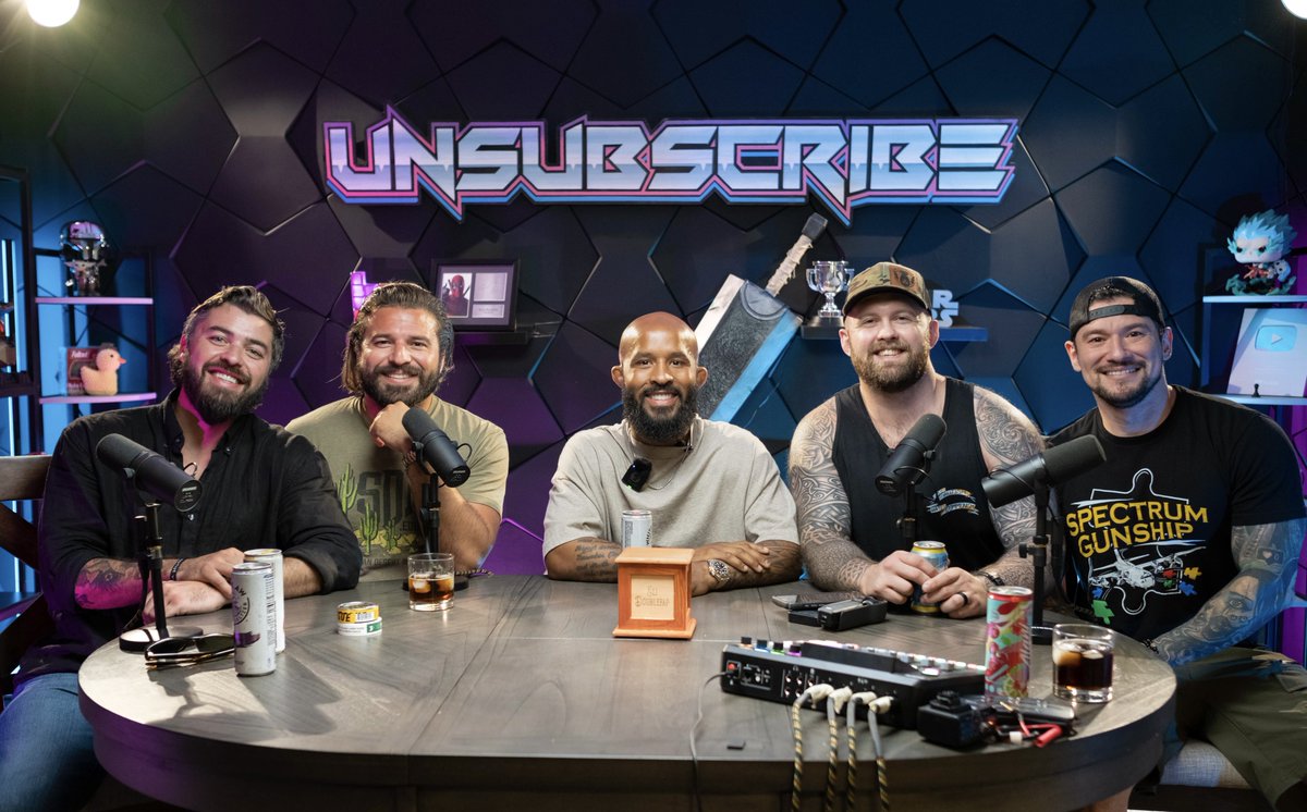 UnsubscribeCast's tweet image. MIGHTY MOUSE EPISODE DROPS SATURDAY!! 
(Tomorrow for Pepperbox 😎)