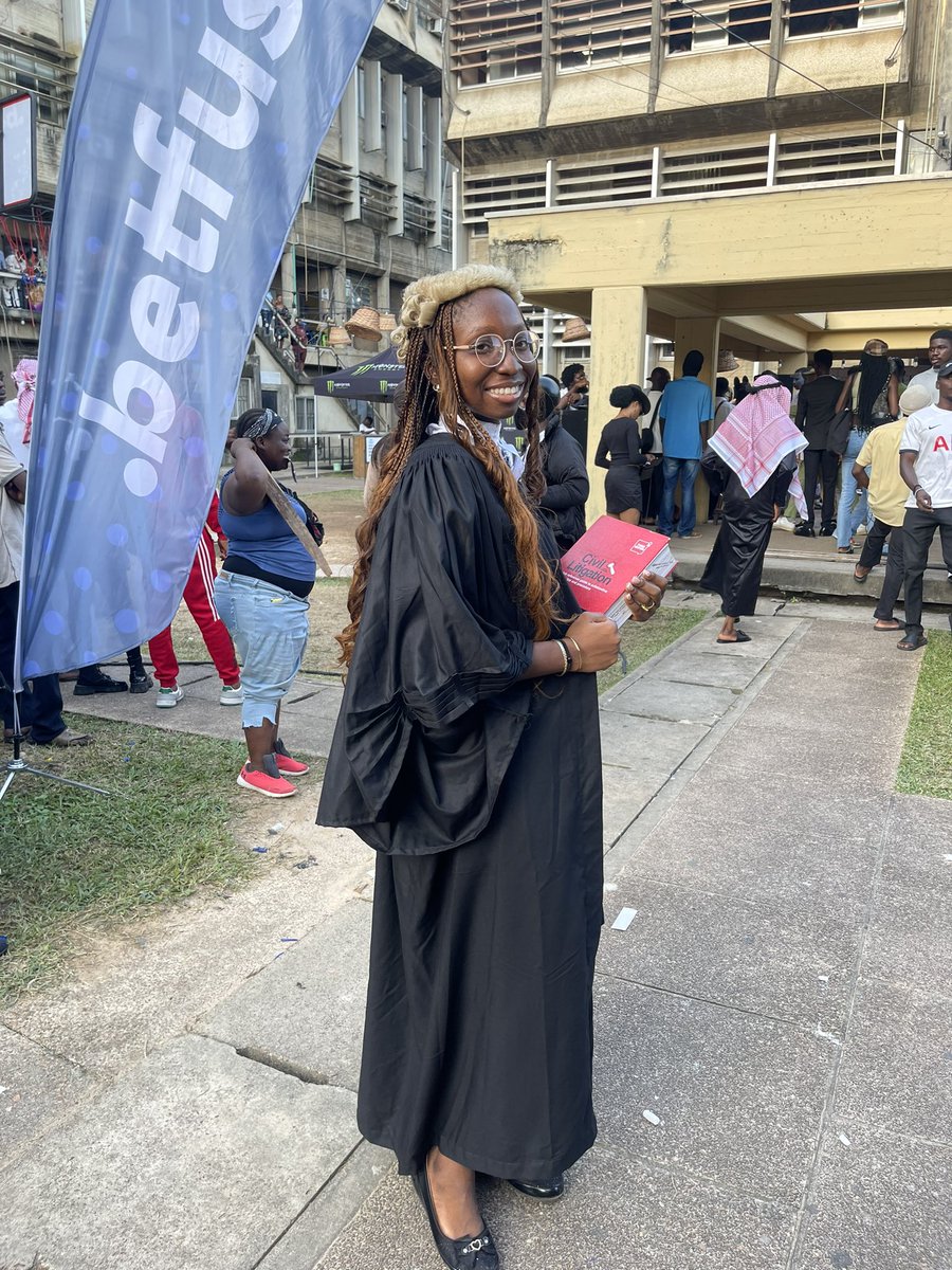 browneye_d's tweet image. Defending justice one case at a time, in court and on the court⛹🏽‍♀️👩🏽‍⚖️💖
Final Year Week Day 4: Costume Day

I just had to do two costumes😅

#fyw #finalyear #finalyearweek🎓 #finalyearweekunilag
