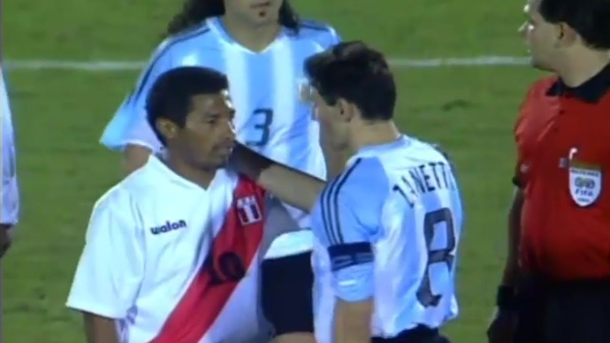 FlashFeedinfo's tweet photo. Los resultados de la frase de grupos nos situaron segundos 🥈en la tabla con una ilusionante victoria contra Venezuela. Sin embargo nos tocó ser eliminados por #Argentina 📷. https://t.co/EoAKAS5uHC