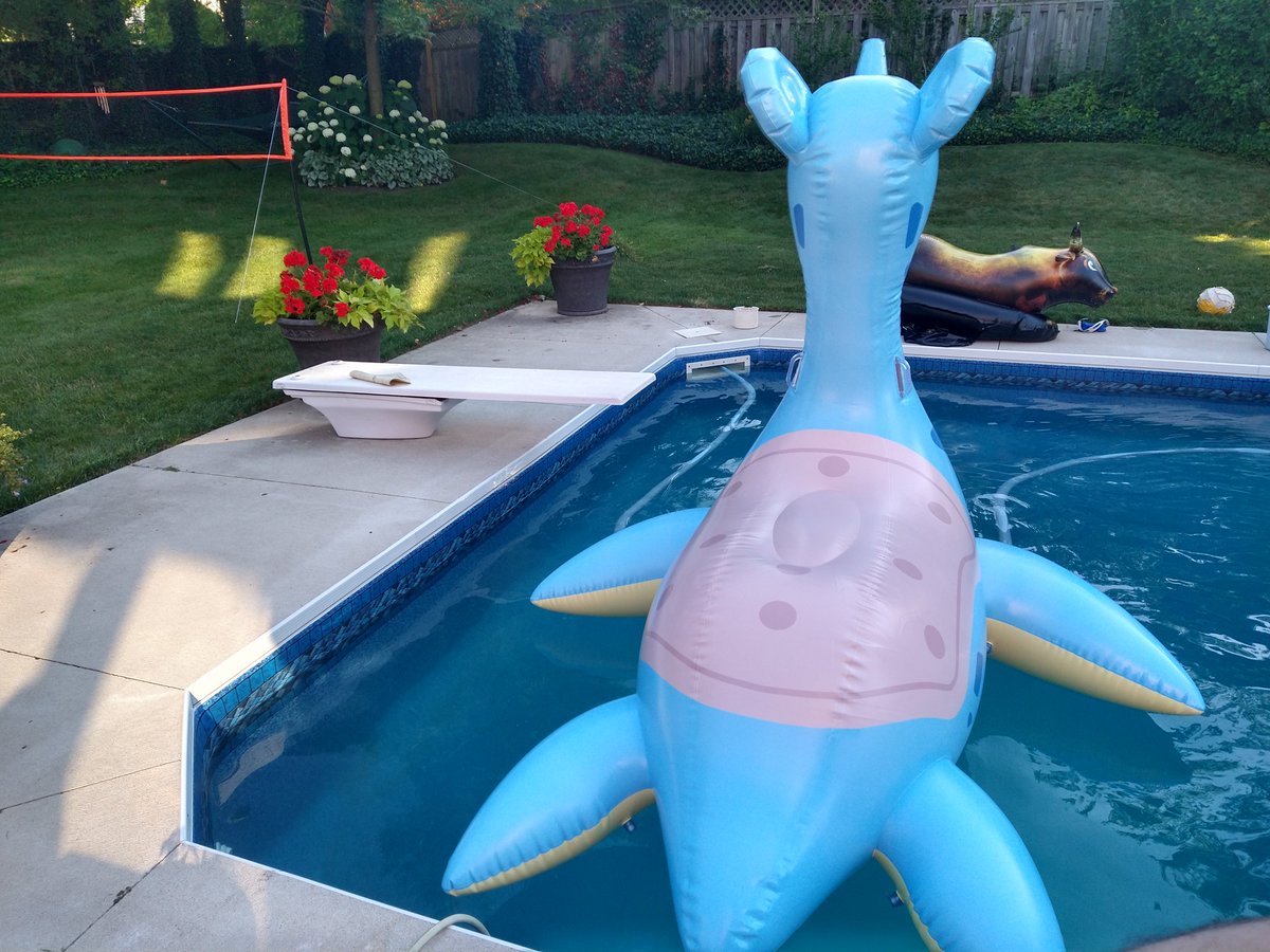asteelspartan's tweet image. Time to make some waves again! 🌊
#inflatable #lapras #poolfloat #ラプラス #空ビ #フロート #ラプラスフロート