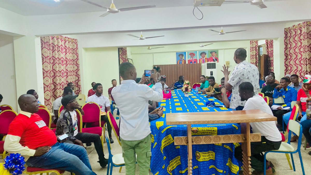 TeinTtu's tweet photo. 🖤❤️🤍💚
🇸🇩🇸🇩🦅
TEIN TTU Executives, together with the Alumni, Effia Constituency Executives, and dedicated members, did a massive invasion across the campus, in preparation for tomorrow's General Meeting.🔥🔥 https://t.co/WQFkmahvNm