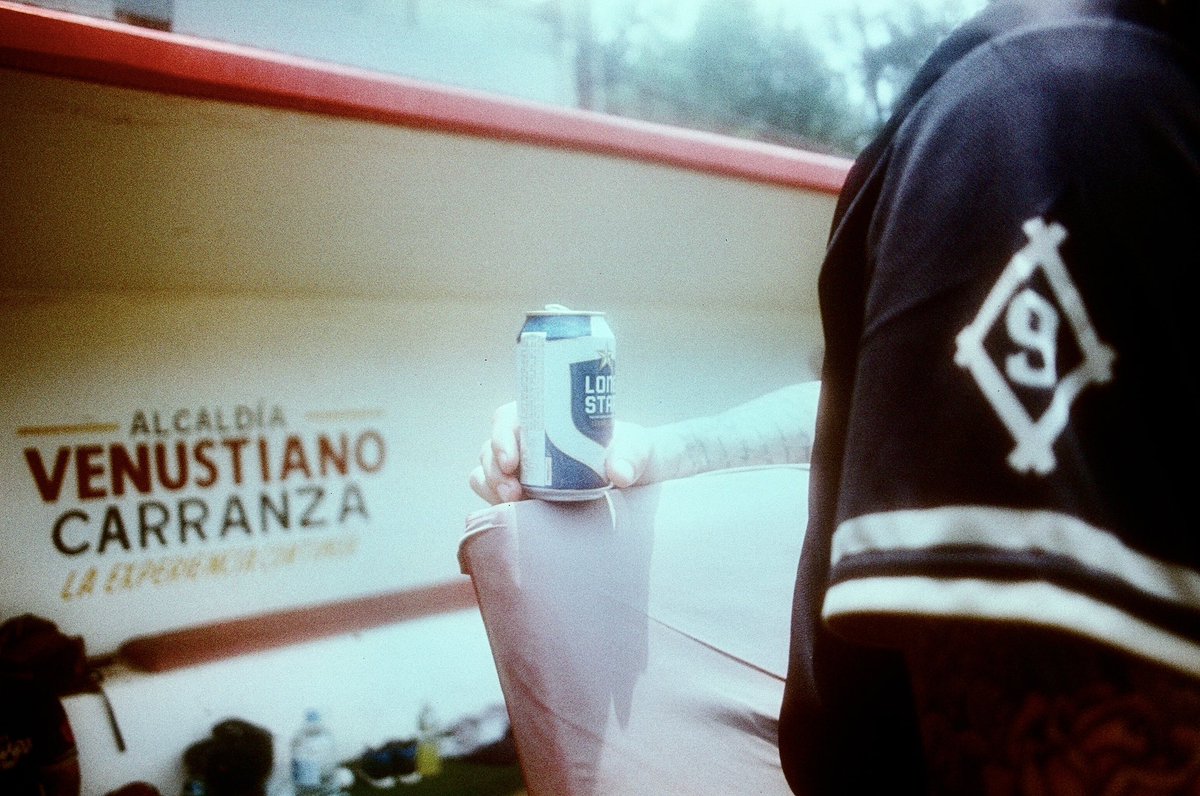 Mark_Champion's tweet image. Oil Dawgs in CDMX / Fray Nano Field

📷: Harman Phoenix 200