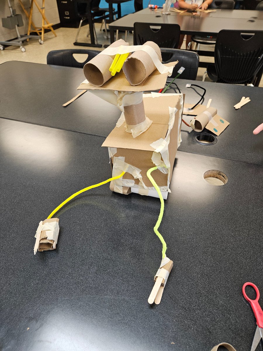 Mrs. Poniatowski tweet media