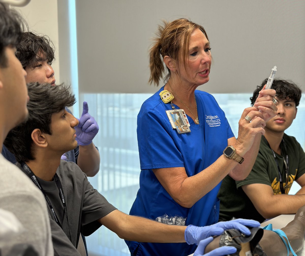 CreightonPHX's tweet photo. The @Creighton University Health Sciences Campus - Phoenix partners with ASU College of Health Solutions each summer to host The Burton Family Foundation Summer Health Institute! Check out the @abc15 Arizona coverage: https://t.co/PIyAYl4YZD https://t.co/nt5JoxKwkZ