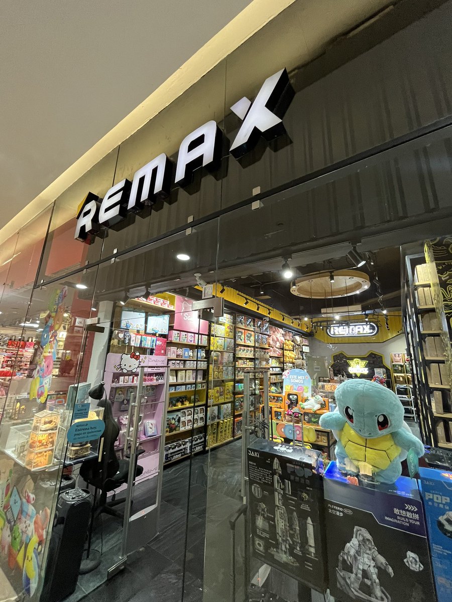 PokemonGo_GDL's tweet image. REMAX by LOG-ON en Plaza Patria de Guadalajara, México 😍⚡️✨🎁 #Pokémon 

#REMAX #LOGON #GDL