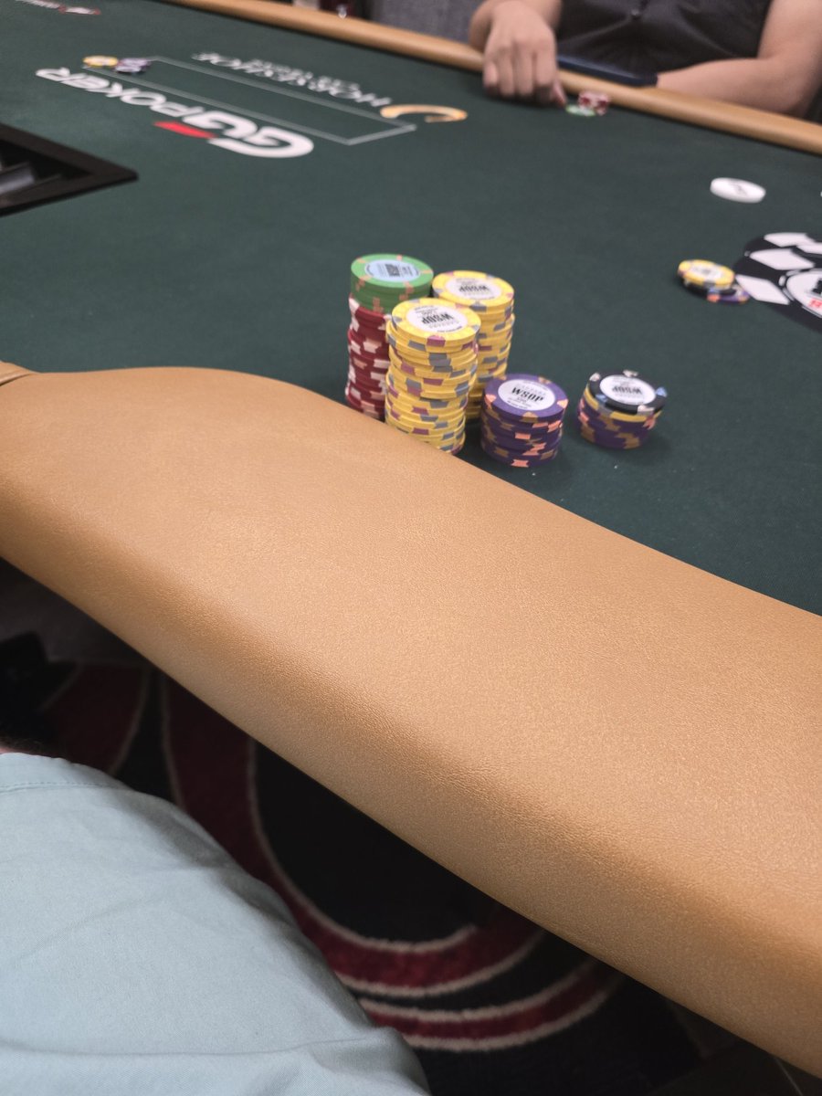 BigIntellectual's tweet image. Going into lvl 10 after the break with about 240k