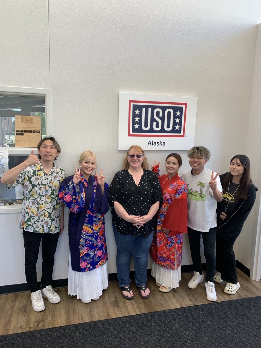USOAlaska's tweet photo. It was a great day to enjoy a fantastic band from Okinawa Japan - the Aimamire Band came to visit the USO on Tuesday night! Also on hand was service dog Anabelle, doing her best work at sharing love! #forthepeoplewhoserve USO https://t.co/T3i7XBsURF