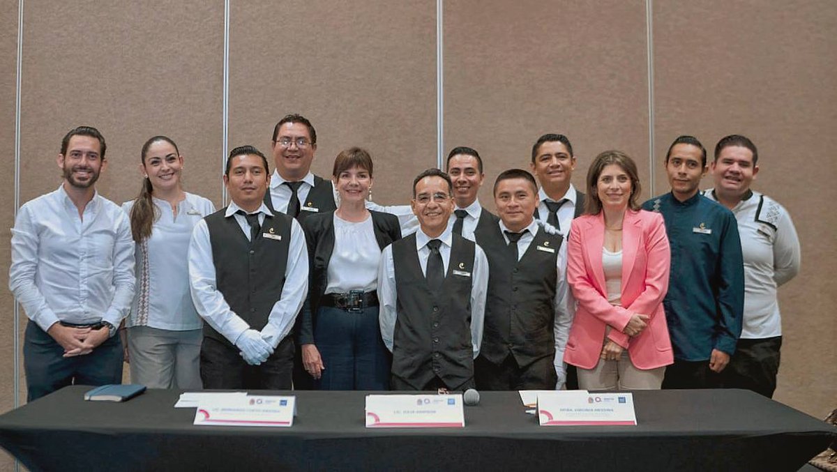 En conferencia de prensa junto a la Presidenta del Consejo Mundial de Viajes y #Turismo, Julia Simpson, presentamos el panorama turístico de #México y #QuintanaRoo, reafirmando nuestro compromiso con la diversificación, inclusión y sostenibilidad en esta nueva era del turismo.