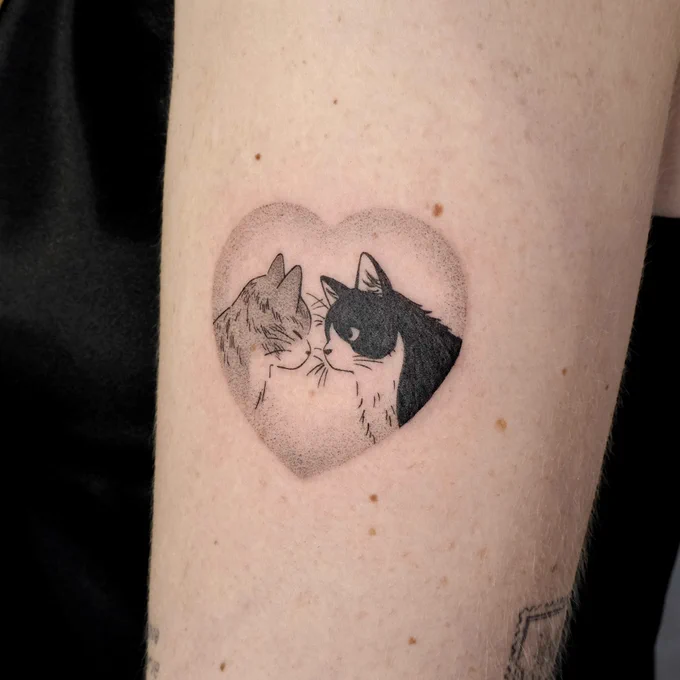 custom cat tattoo for isabel  books open! 