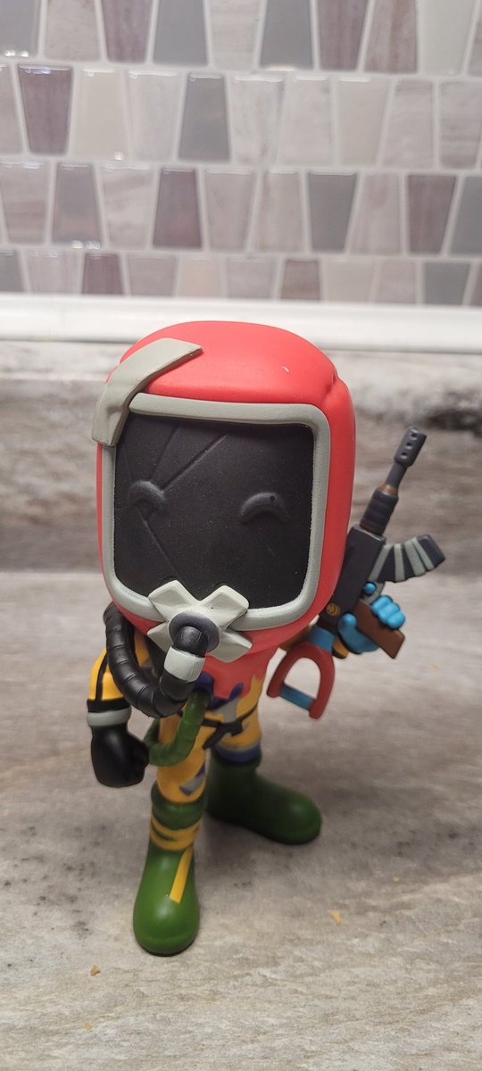 GEGondor's tweet photo. Just got my @playrust @FcpnchStds hazmat @youtooz ! I love these things so much! Does anyone know where the in game code is? https://t.co/bmVrCPIbC8