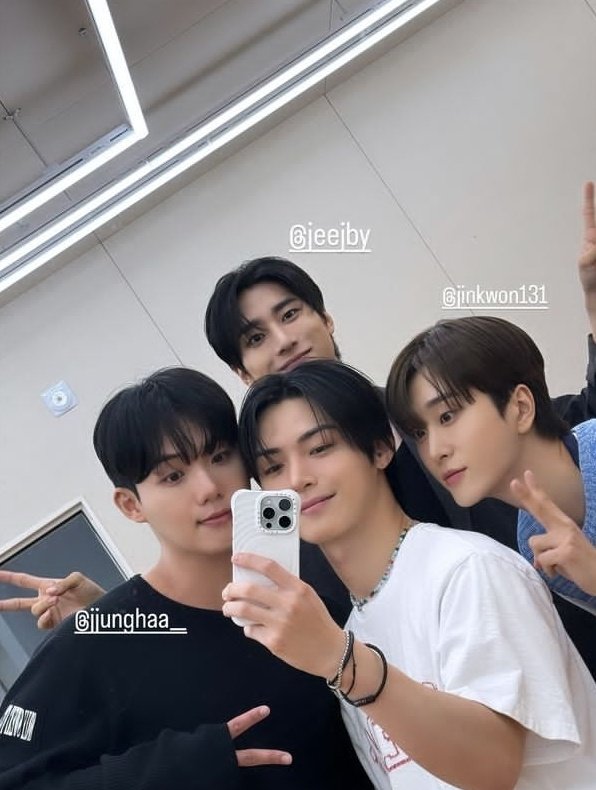 DanFeminism's tweet image. I need a season 2 🥲
#JinKwon #jeehogeun
#SongJooHa #HANGYEOM 
#JazzForTwo #재즈처럼