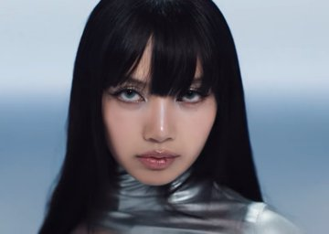 THE INSANE VISUAL AND CHOREOGRAPHY GAGGE ME SO MUCH TO THE POINT LISA LEFT ME SPEECHLESS OH MY GOD!!!

ROCKSTAR OUT NOW
#MusicianLISAisBACK 
#LISAxROCKSTAR