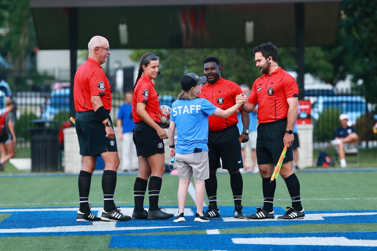 MissouriReign's tweet photo. Thanks to Missouri Special Olympics for helping present the game ball for today's match!

@SOMissouri https://t.co/Ygq2taOlYV