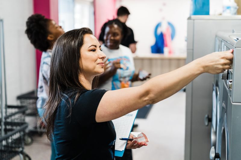 28 families washed 3,780 pounds of laundry for free at our new franchise laundromat in Charlotte, NC.

We even had <a href="/georgemarks_24/">George Marks</a> stop by. 

That’s pretty cool…
