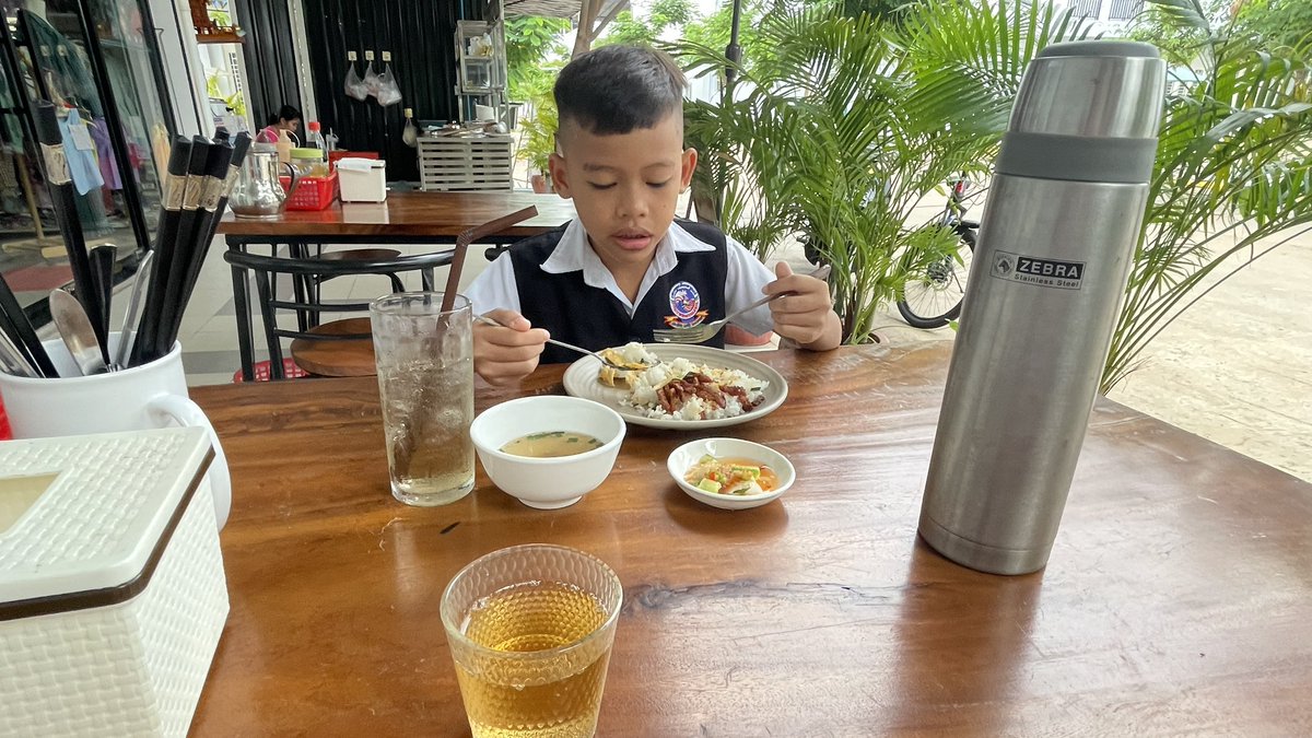 Mono Socheat🇰🇭 tweet media