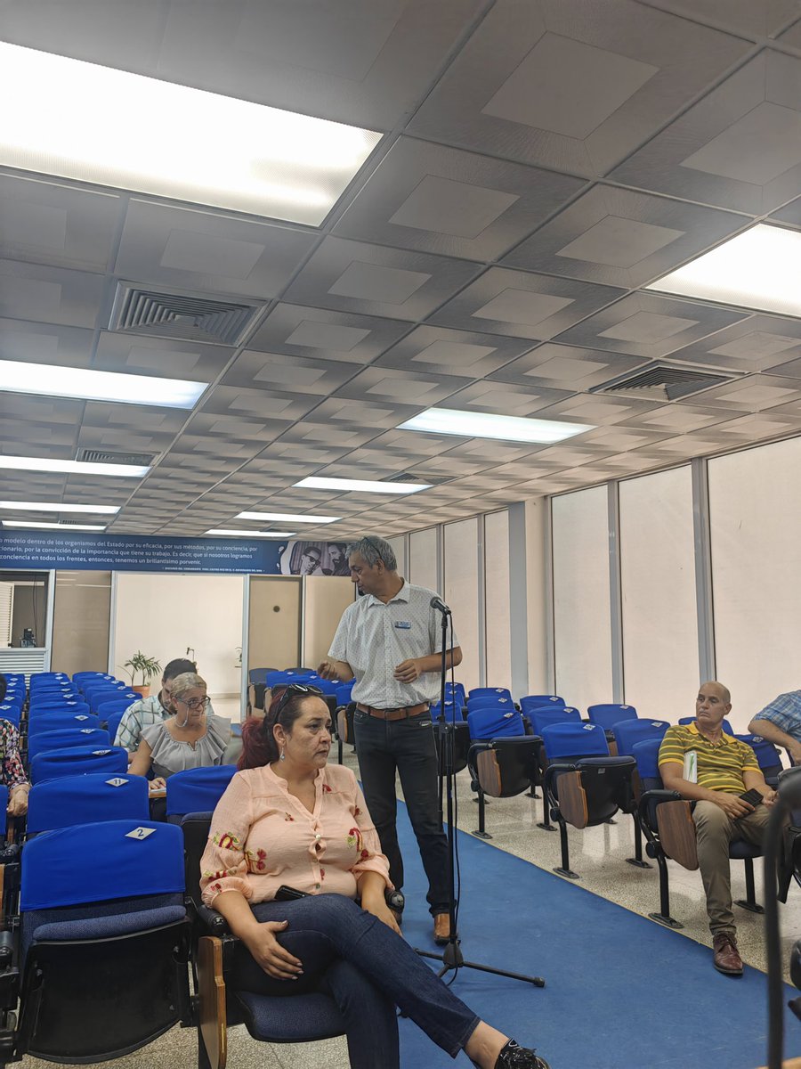 AntonioRdguezR's tweet photo. En el Consejo Tecnico Asesor del #INRHCuba, se presenta por la Dr.C Ing. Yakelin Rodríguez López, perteneciente al Centro de Investigaciones Aplicadas de la #Cujae el trabajo: Gestión Integral de los Recursos Hidraúlicos de una Cuenca #CubaViveYTrabaja #INRHCuba https://t.co/ox07a3mf2c