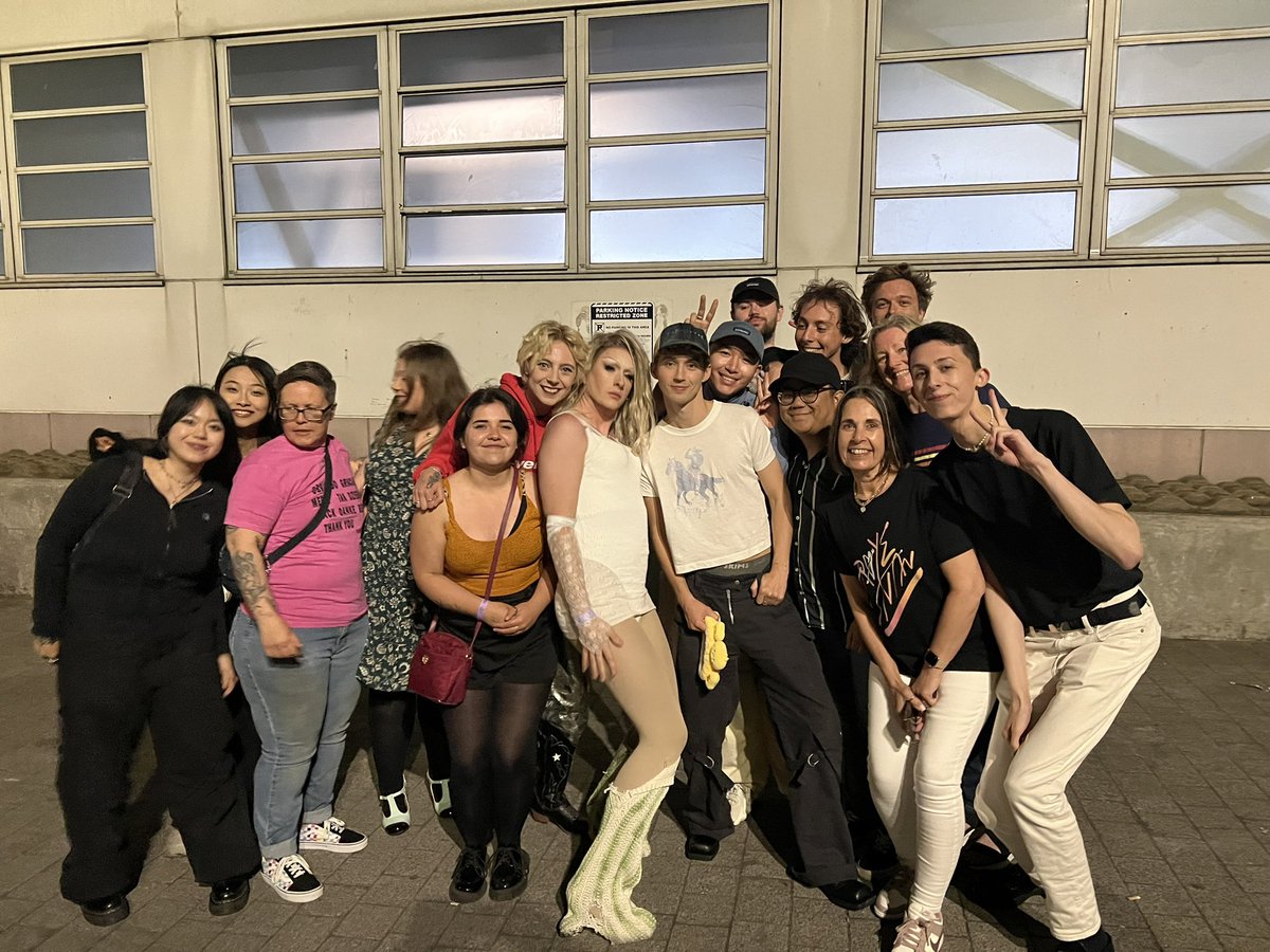 Sarah- UK#TeamTroyeMamas™️#Woo 🔥🏠🌺👼 tweet media