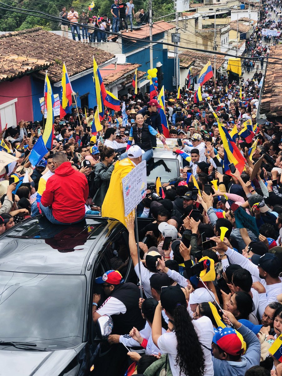 untguaraque1's tweet photo. Guaraque vamos a ganar este #28Jul

Seguimos sumando a esta causa del pueblo venezolano, juntos lograremos el cambio. https://t.co/sljxAoJq38